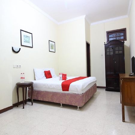 Reddoorz @ Mantrijeron 2 Hotel Yogyakarta Eksteriør billede