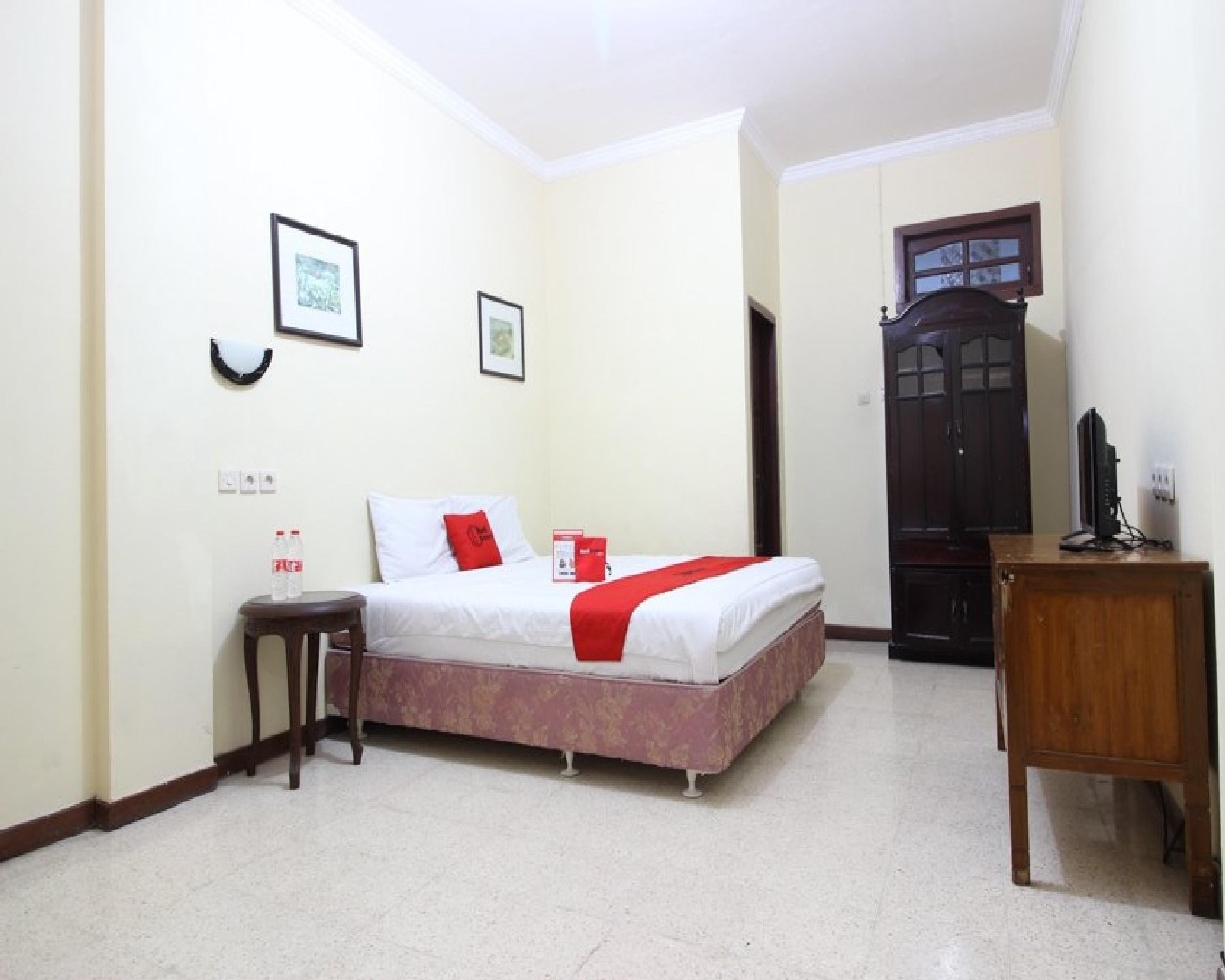 Reddoorz @ Mantrijeron 2 Hotel Yogyakarta Eksteriør billede