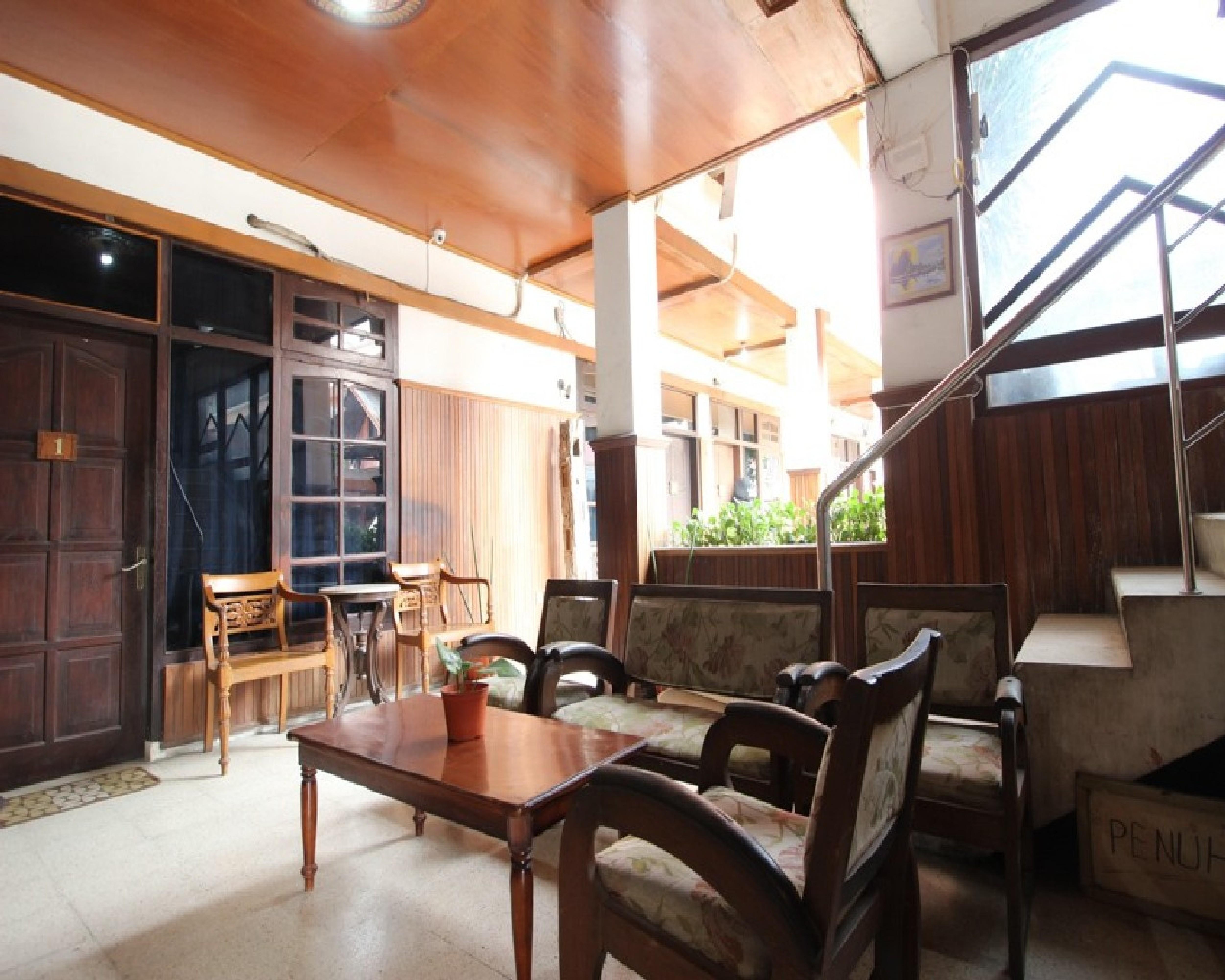 Reddoorz @ Mantrijeron 2 Hotel Yogyakarta Eksteriør billede
